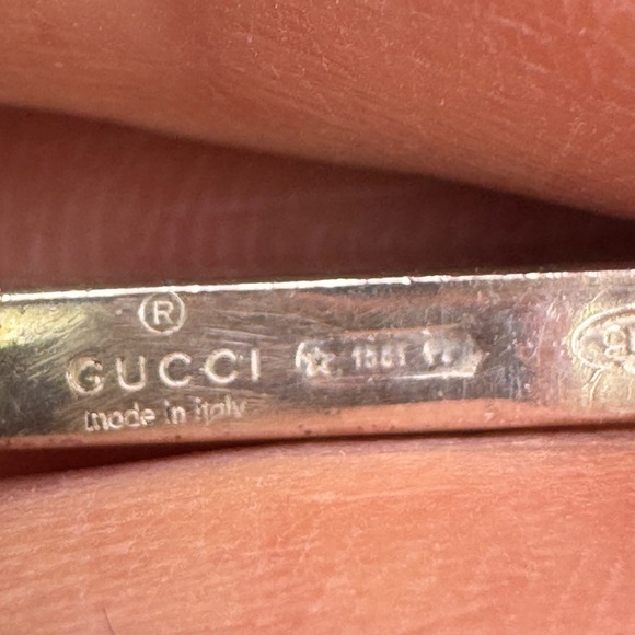 Gucci Silver Minimalist Ring with Geometric Design - Picture 8 of 16